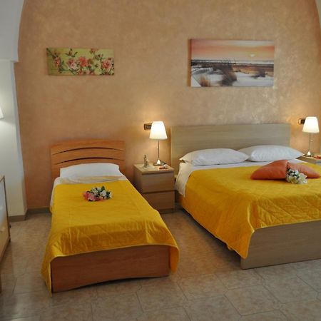タラント 7 Contrade Bed & Breakfast エクステリア 写真